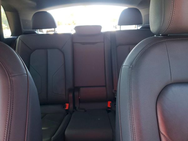 2024 AUDI Q3 S Line quattro Premium