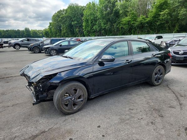 2023 HYUNDAI ELANTRA