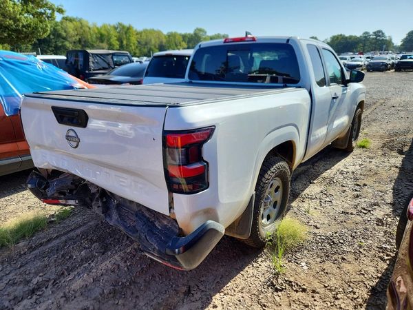 2025 NISSAN FRONTIER