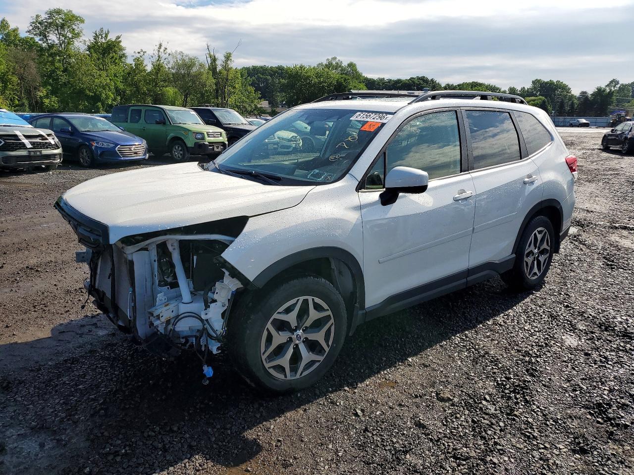 2023 SUBARU FORESTER
