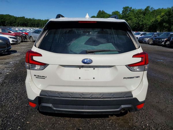 2023 SUBARU FORESTER