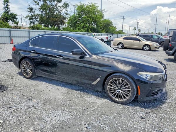 2018 BMW 530E