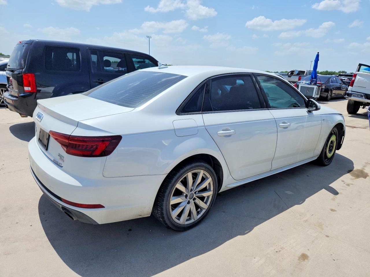 2018 AUDI A4 Premium