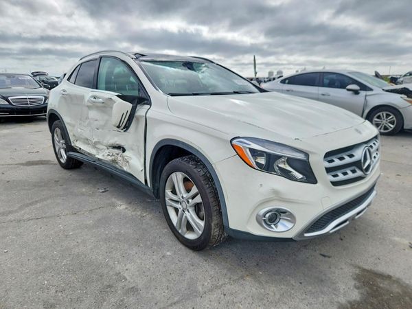 2018 MERCEDES-BENZ GLA GLA250-4M