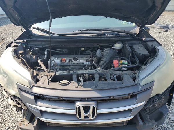 2012 HONDA CRV EX — Engine bay