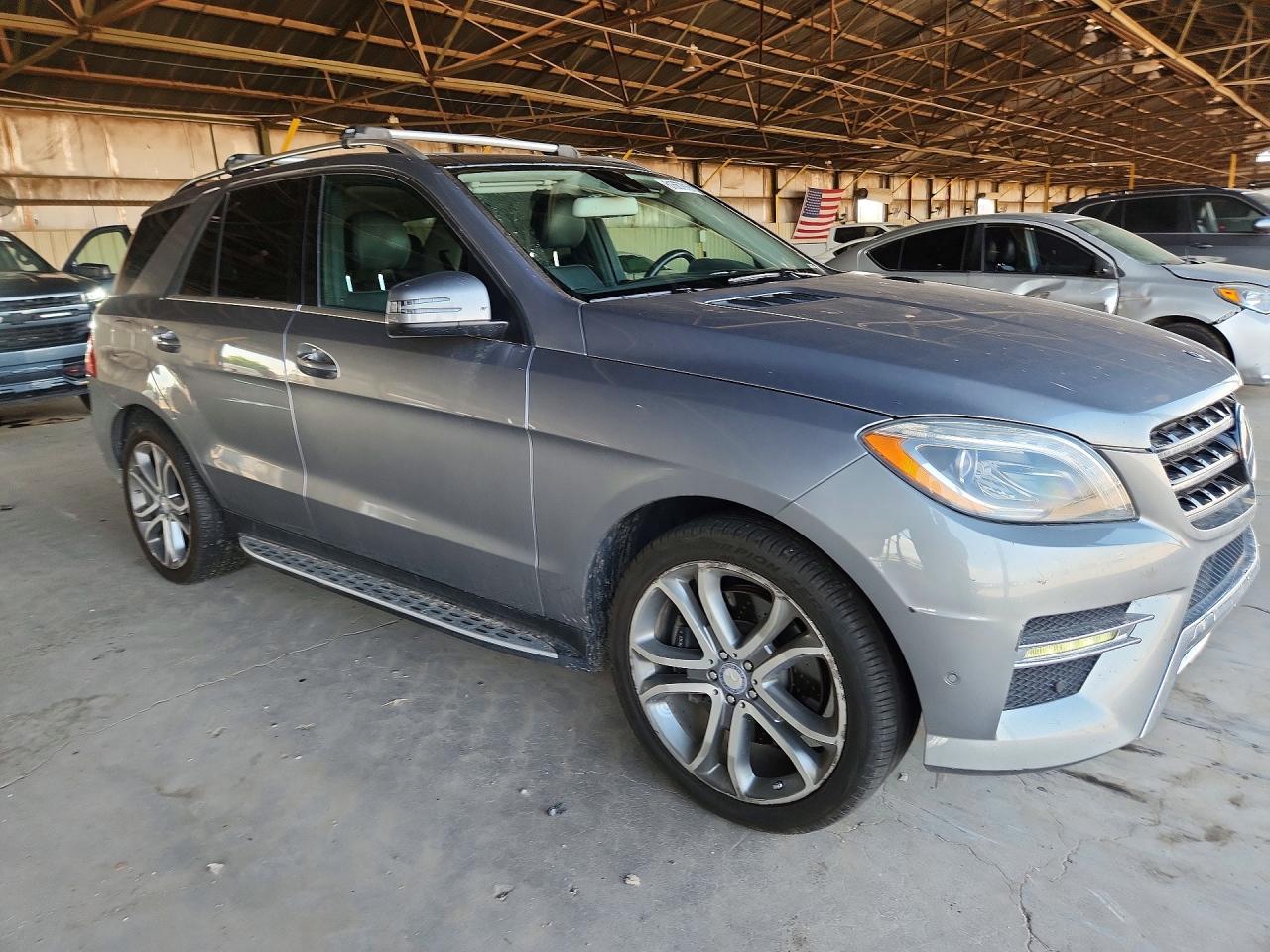 2014 MERCEDES-BENZ ML ML550 4-MATIC
