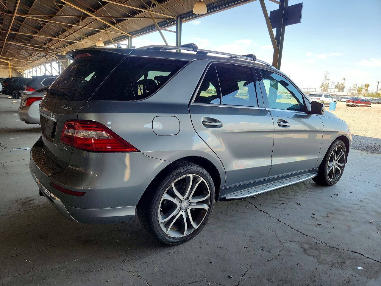 2014 MERCEDES-BENZ ML ML550 4-MATIC
