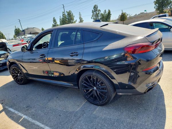 2020 BMW X6 M50i