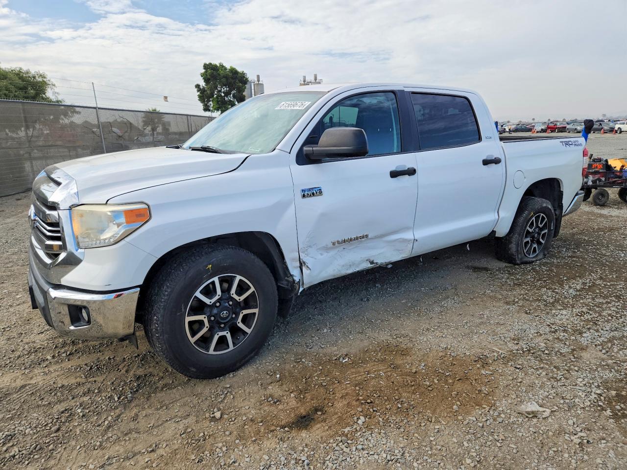 2017 TOYOTA TUNDRA