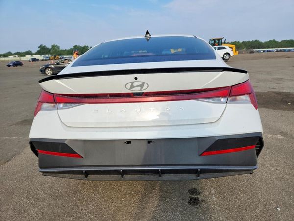 2026 HYUNDAI ELANTRA