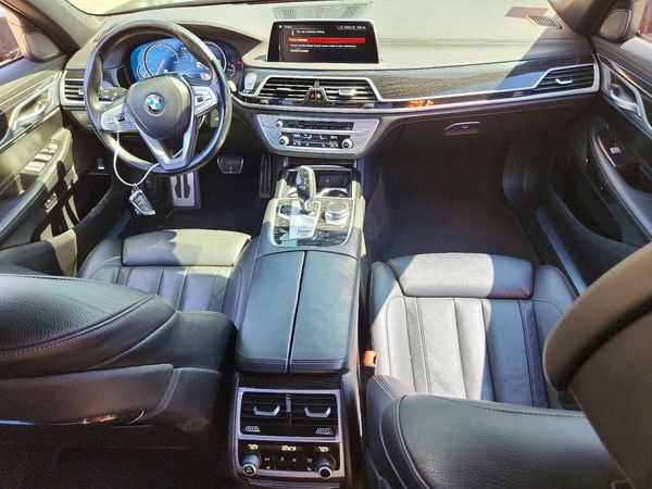 2019 BMW 740 xDrive