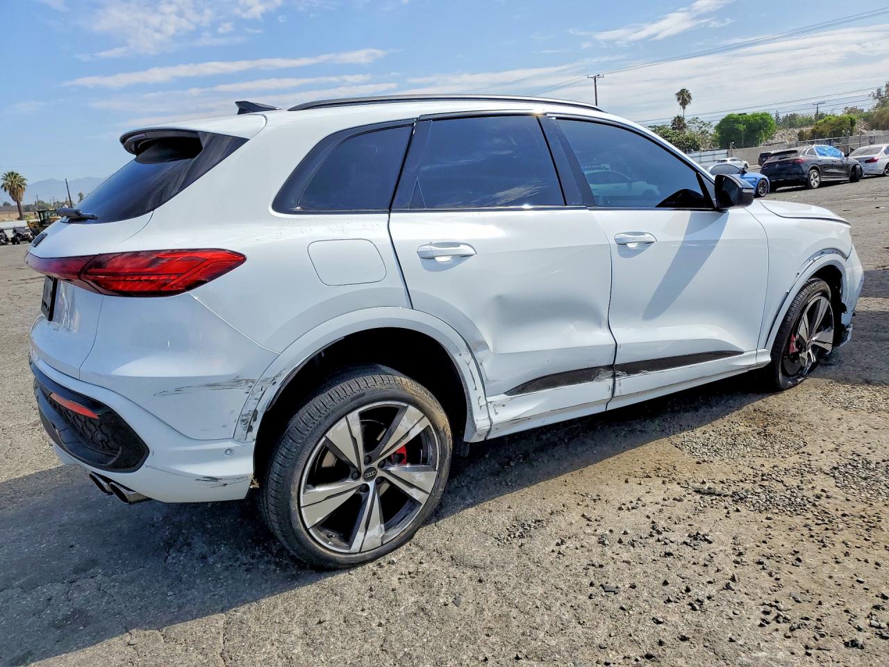 2025 AUDI SQ5 quattro Prestige