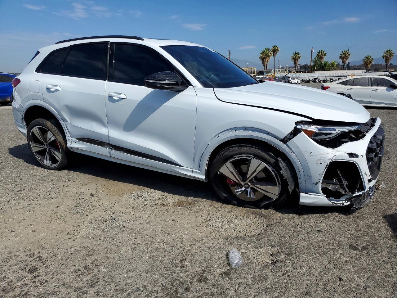 2025 AUDI SQ5 quattro Prestige