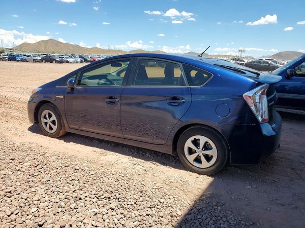 2015 TOYOTA PRIUS