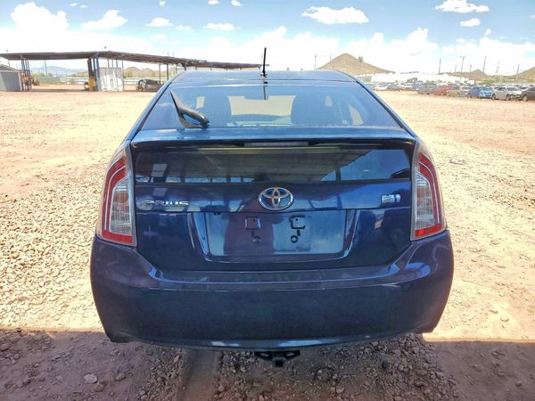 2015 TOYOTA PRIUS