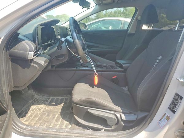 2021 HYUNDAI ELANTRA Blue
