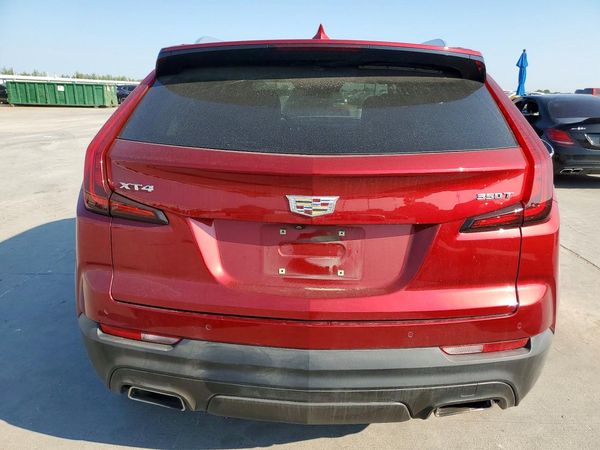 2023 CADILLAC XT4 Luxury