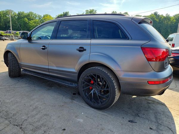 2013 AUDI Q7 Premium Plus