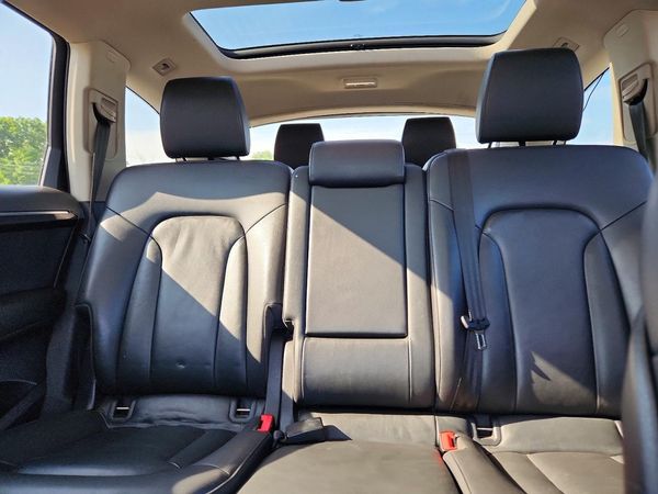2013 AUDI Q7 Premium Plus