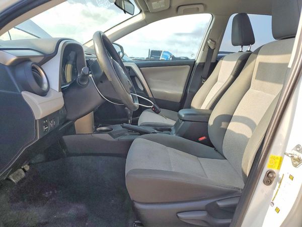 2015 TOYOTA RAV4 LE (X Grade)