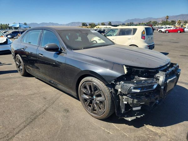 2024 BMW 740