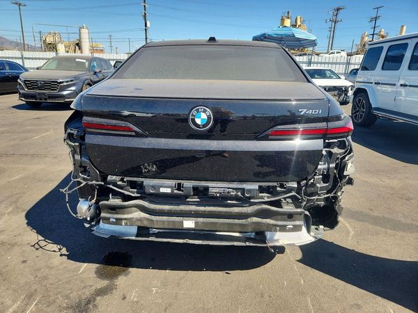 2024 BMW 740