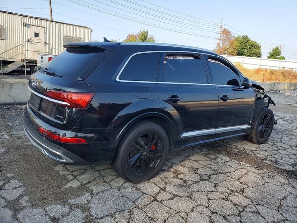2020 AUDI Q7