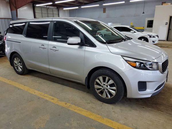 2016 KIA SEDONA L - Low level