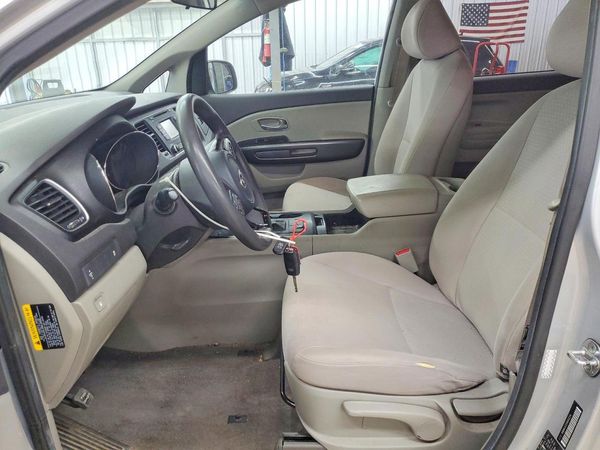 2016 KIA SEDONA L - Low level