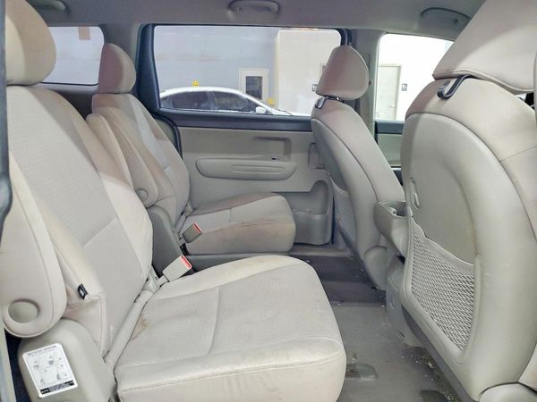 2016 KIA SEDONA L - Low level