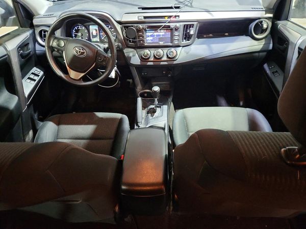 2017 TOYOTA RAV4 LE