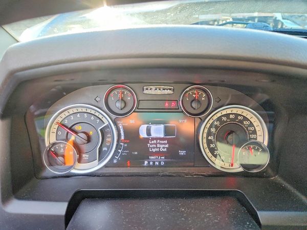 2017 RAM 1500 SLT