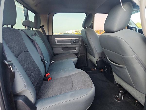 2017 RAM 1500 SLT