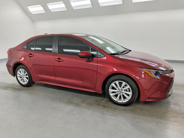 2026 TOYOTA COROLLA