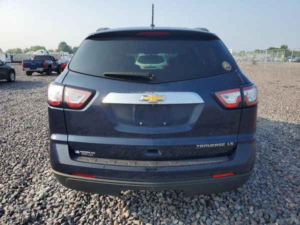 2015 CHEVROLET TRAVERSE LS