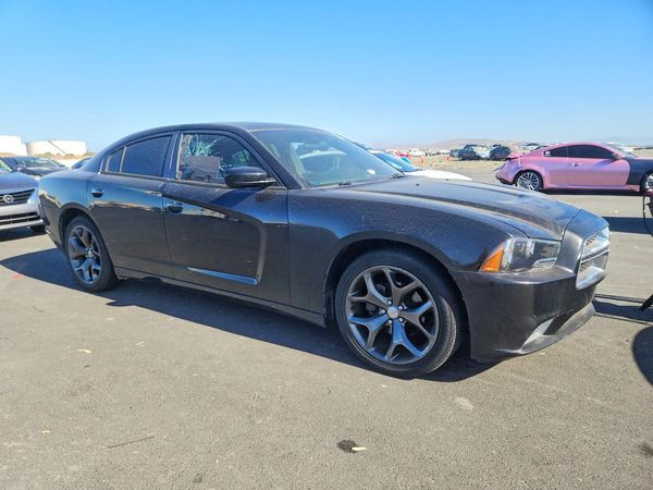 2014 DODGE CHARGER SE
