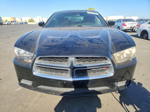 2014 DODGE CHARGER SE