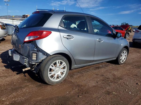 2013 MAZDA MAZDA2 Sport/GX