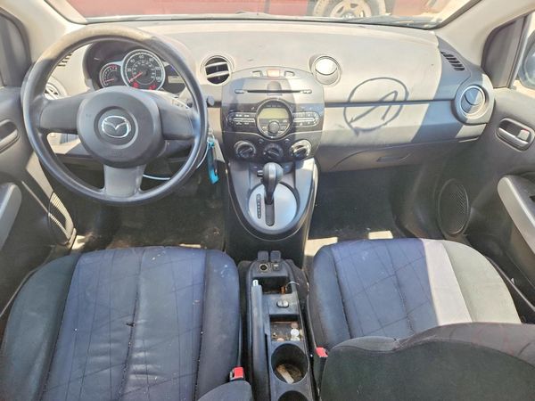 2013 MAZDA MAZDA2 Sport/GX