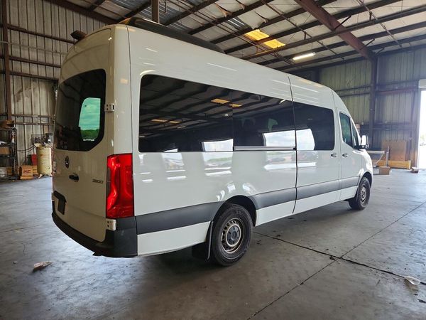 2025 MERCEDES-BENZ SPRINTER