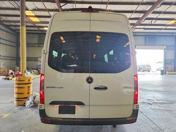 2025 MERCEDES-BENZ SPRINTER