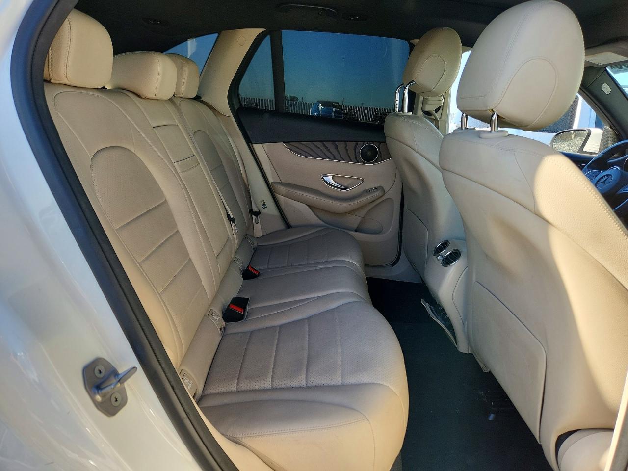 2018 MERCEDES-BENZ GLC GLC300