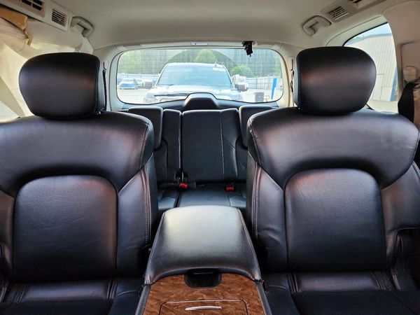 2017 INFINITI QX80
