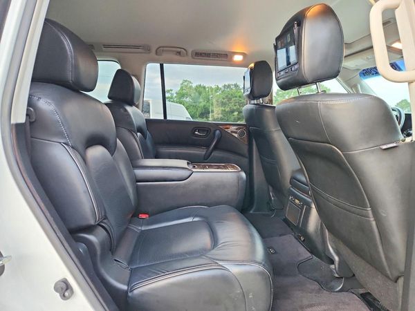 2017 INFINITI QX80