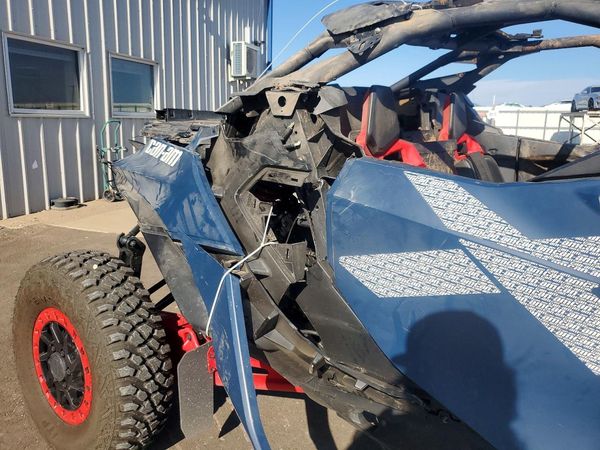 2025 CAN-AM MAVERICK R