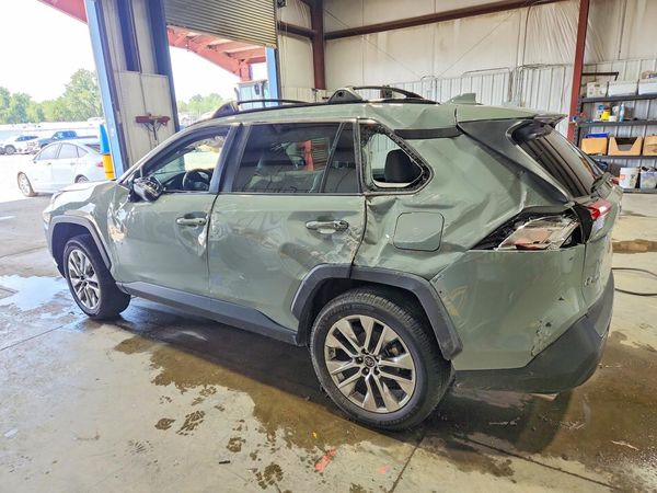 2019 TOYOTA RAV4 XLE Premium