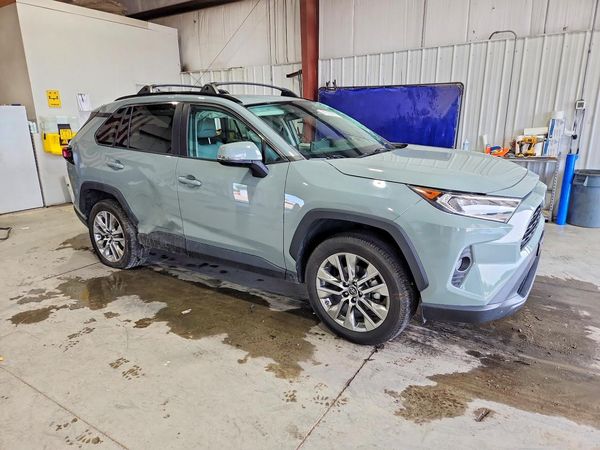 2019 TOYOTA RAV4 XLE Premium