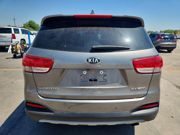 2017 KIA SORENTO EX