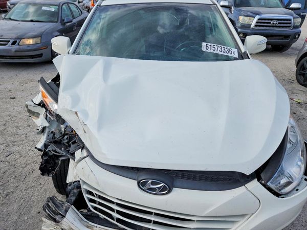 2012 HYUNDAI TUCSON GLS