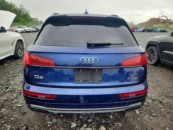 2025 AUDI Q5 S Line quattro Premium